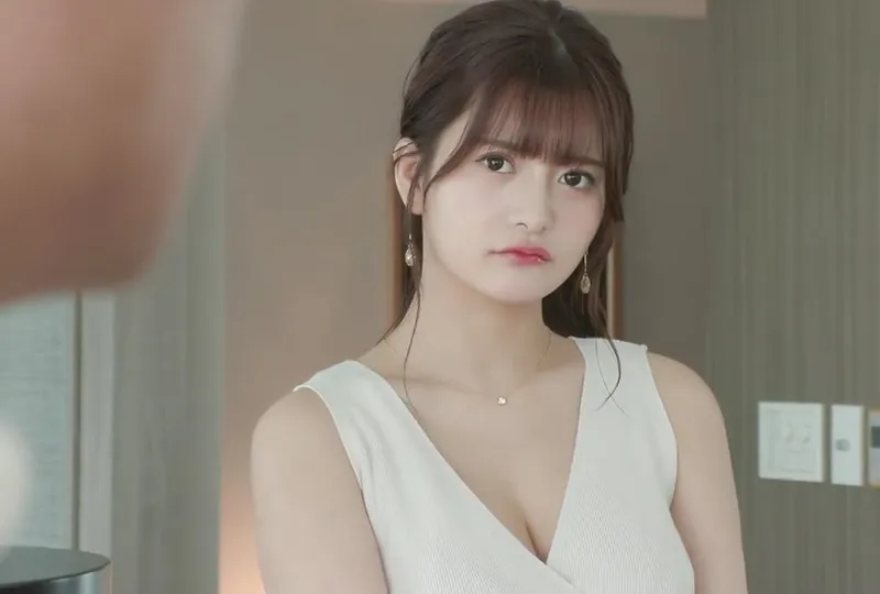 Bà xã bỏ nhà đi khi cả hai cãi nhau… thì em vợ yêu bất ngờ đến an ủi anh rể